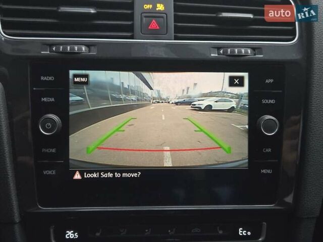 Черный Фольксваген e-Golf, объемом двигателя 0 л и пробегом 72 тыс. км за 12900 $, фото 24 на Automoto.ua