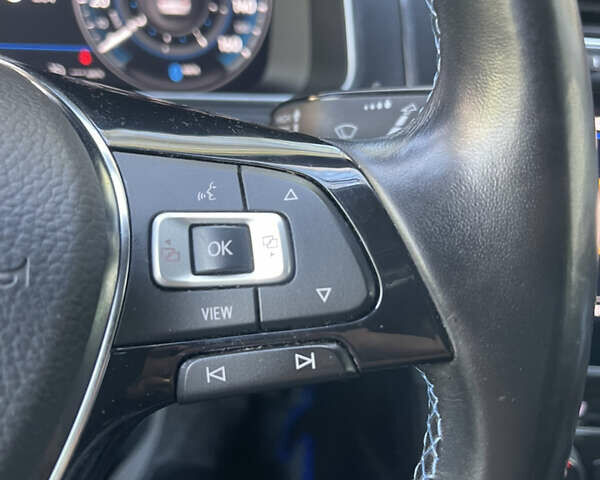 Черный Фольксваген e-Golf, объемом двигателя 0 л и пробегом 99 тыс. км за 13700 $, фото 40 на Automoto.ua