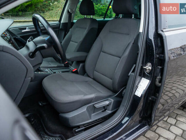 Чорний Фольксваген e-Golf, об'ємом двигуна 0 л та пробігом 99 тис. км за 13400 $, фото 26 на Automoto.ua