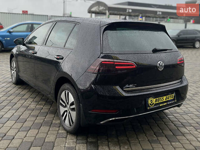 Черный Фольксваген e-Golf, объемом двигателя 0 л и пробегом 70 тыс. км за 16999 $, фото 4 на Automoto.ua