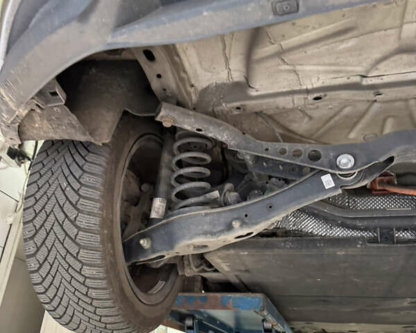 Черный Фольксваген e-Golf, объемом двигателя 0 л и пробегом 99 тыс. км за 13700 $, фото 13 на Automoto.ua