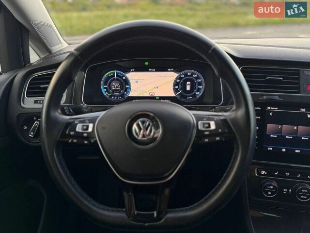Чорний Фольксваген e-Golf, об'ємом двигуна 0 л та пробігом 200 тис. км за 11000 $, фото 49 на Automoto.ua