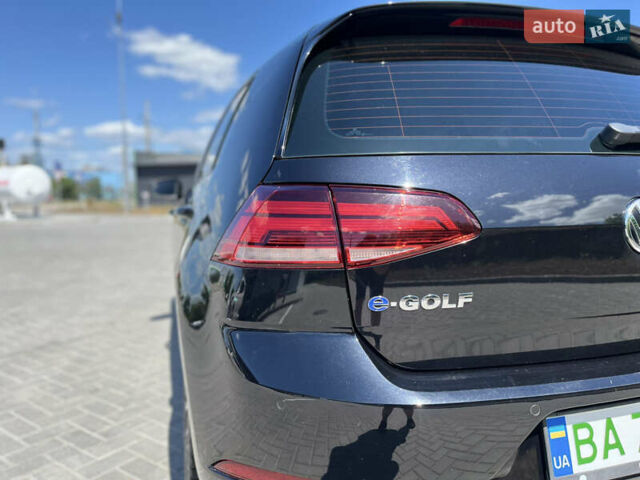 Черный Фольксваген e-Golf, объемом двигателя 0 л и пробегом 134 тыс. км за 13700 $, фото 13 на Automoto.ua