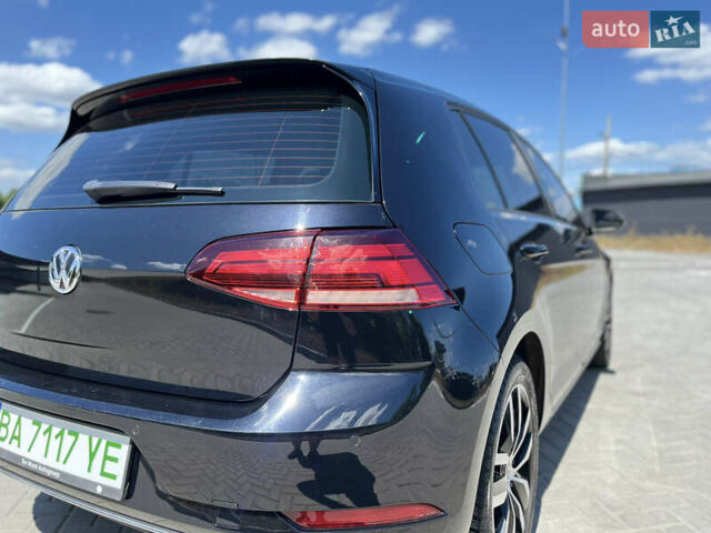 Черный Фольксваген e-Golf, объемом двигателя 0 л и пробегом 134 тыс. км за 13700 $, фото 10 на Automoto.ua