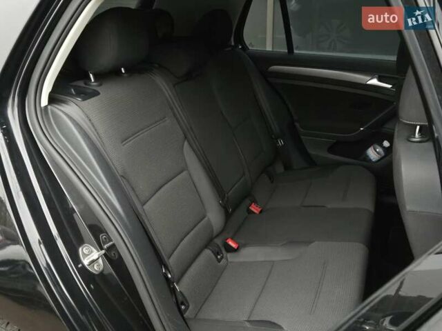 Черный Фольксваген e-Golf, объемом двигателя 0 л и пробегом 72 тыс. км за 12900 $, фото 14 на Automoto.ua
