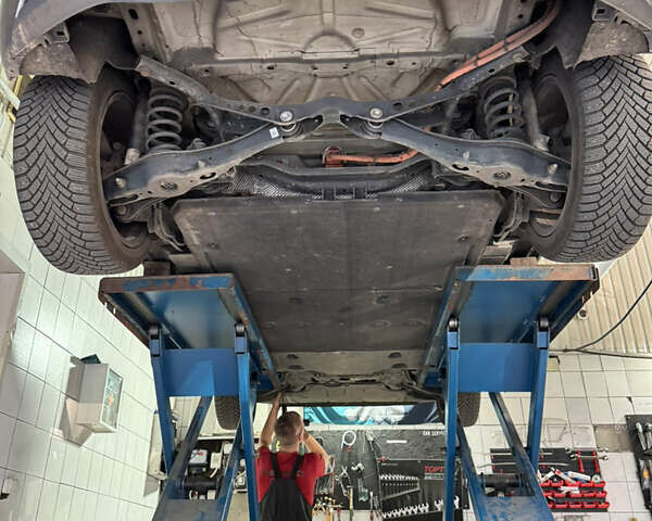 Черный Фольксваген e-Golf, объемом двигателя 0 л и пробегом 99 тыс. км за 13700 $, фото 14 на Automoto.ua