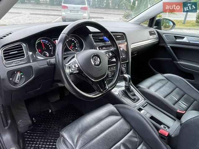 Чорний Фольксваген e-Golf, об'ємом двигуна 0 л та пробігом 143 тис. км за 13500 $, фото 40 на Automoto.ua