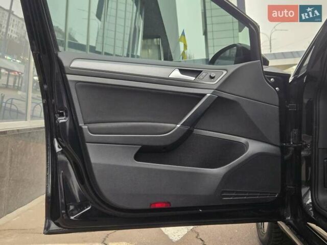 Черный Фольксваген e-Golf, объемом двигателя 0 л и пробегом 72 тыс. км за 12900 $, фото 16 на Automoto.ua