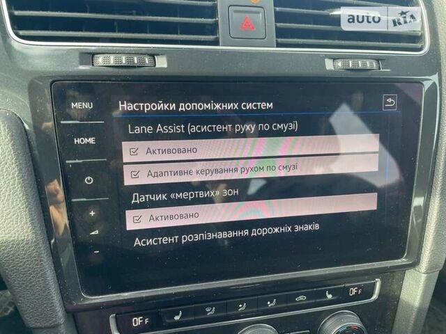 Черный Фольксваген e-Golf, объемом двигателя 0 л и пробегом 144 тыс. км за 13000 $, фото 18 на Automoto.ua