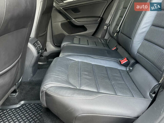 Черный Фольксваген e-Golf, объемом двигателя 0 л и пробегом 138 тыс. км за 13970 $, фото 34 на Automoto.ua