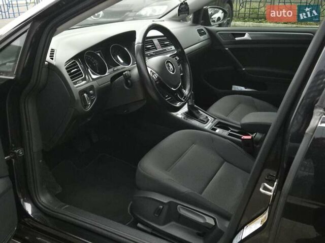 Черный Фольксваген e-Golf, объемом двигателя 0 л и пробегом 72 тыс. км за 12900 $, фото 7 на Automoto.ua