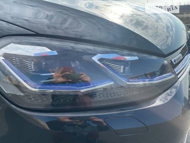 Черный Фольксваген e-Golf, объемом двигателя 0 л и пробегом 144 тыс. км за 13000 $, фото 8 на Automoto.ua