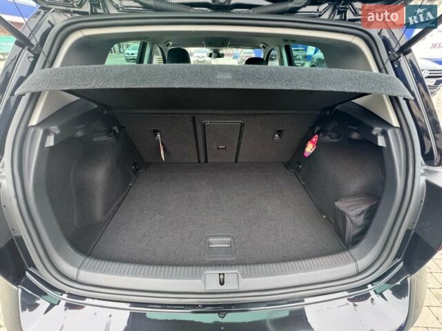 Черный Фольксваген e-Golf, объемом двигателя 0 л и пробегом 84 тыс. км за 17000 $, фото 30 на Automoto.ua