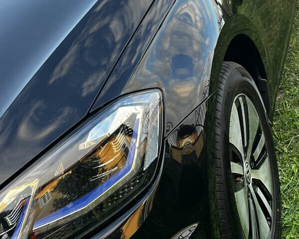 Черный Фольксваген e-Golf, объемом двигателя 0 л и пробегом 85 тыс. км за 13999 $, фото 12 на Automoto.ua
