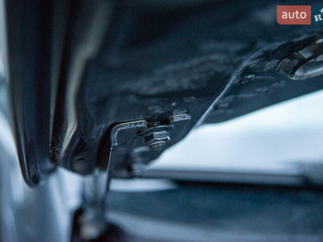 Чорний Фольксваген e-Golf, об'ємом двигуна 0 л та пробігом 99 тис. км за 13400 $, фото 47 на Automoto.ua