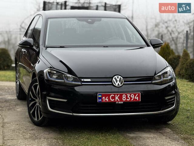 Черный Фольксваген e-Golf, объемом двигателя 0 л и пробегом 127 тыс. км за 14150 $, фото 3 на Automoto.ua