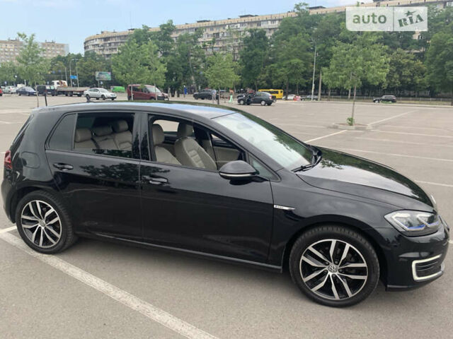 Чорний Фольксваген e-Golf, об'ємом двигуна 0 л та пробігом 114 тис. км за 20300 $, фото 63 на Automoto.ua