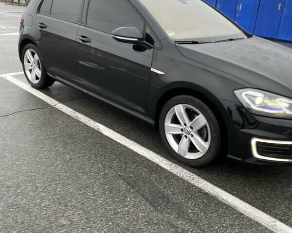Чорний Фольксваген e-Golf, об'ємом двигуна 0 л та пробігом 113 тис. км за 15799 $, фото 11 на Automoto.ua