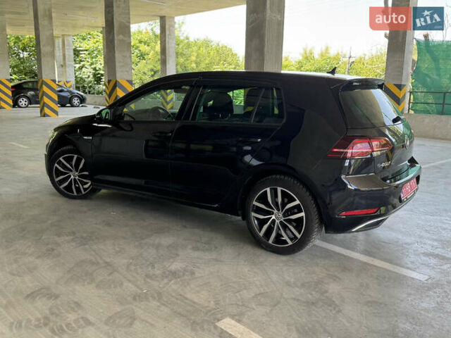 Черный Фольксваген e-Golf, объемом двигателя 0 л и пробегом 99 тыс. км за 13700 $, фото 5 на Automoto.ua