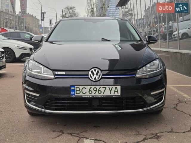 Черный Фольксваген e-Golf, объемом двигателя 0 л и пробегом 72 тыс. км за 12900 $, фото 1 на Automoto.ua