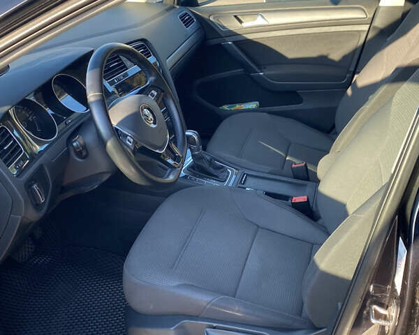 Черный Фольксваген e-Golf, объемом двигателя 0 л и пробегом 47 тыс. км за 14000 $, фото 7 на Automoto.ua