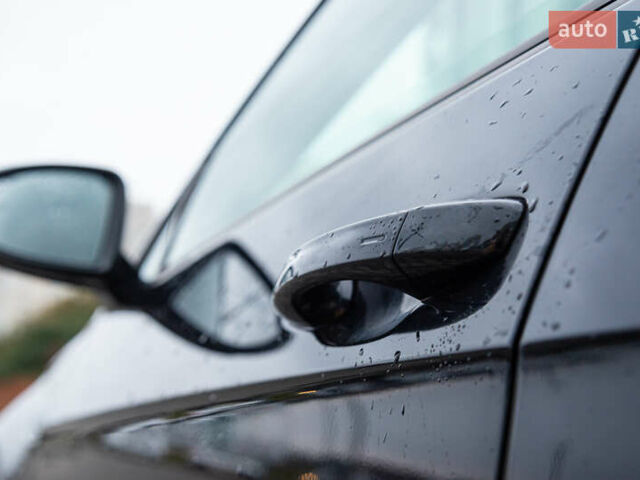 Чорний Фольксваген e-Golf, об'ємом двигуна 0 л та пробігом 99 тис. км за 13400 $, фото 13 на Automoto.ua