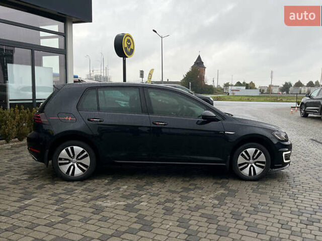 Черный Фольксваген e-Golf, объемом двигателя 0 л и пробегом 70 тыс. км за 16999 $, фото 7 на Automoto.ua