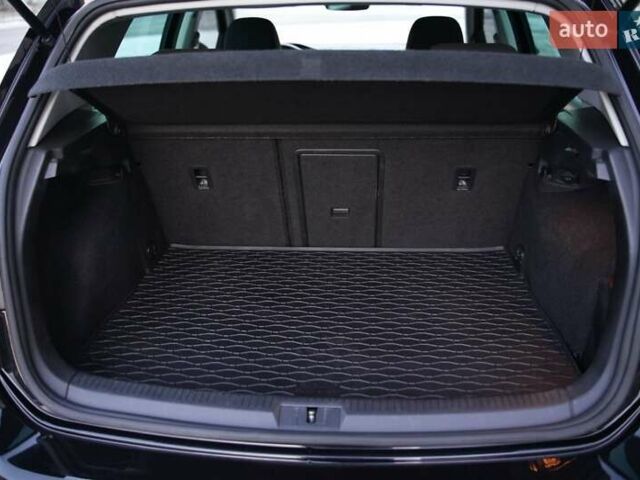 Черный Фольксваген e-Golf, объемом двигателя 0 л и пробегом 163 тыс. км за 11800 $, фото 25 на Automoto.ua