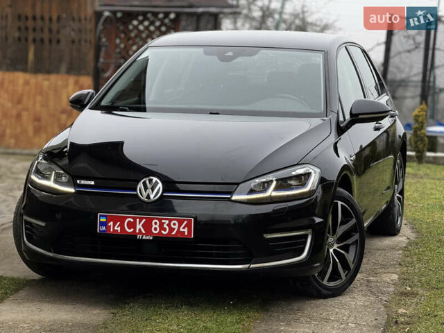 Черный Фольксваген e-Golf, объемом двигателя 0 л и пробегом 127 тыс. км за 14150 $, фото 1 на Automoto.ua