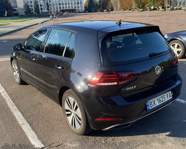 Черный Фольксваген e-Golf, объемом двигателя 0 л и пробегом 47 тыс. км за 14000 $, фото 2 на Automoto.ua