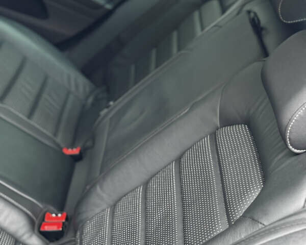 Черный Фольксваген e-Golf, объемом двигателя 0 л и пробегом 127 тыс. км за 14150 $, фото 38 на Automoto.ua