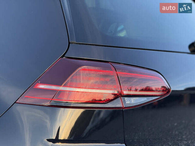 Чорний Фольксваген e-Golf, об'ємом двигуна 0 л та пробігом 125 тис. км за 14950 $, фото 21 на Automoto.ua