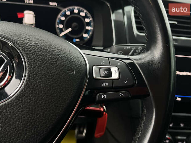 Черный Фольксваген e-Golf, объемом двигателя 0 л и пробегом 70 тыс. км за 16999 $, фото 15 на Automoto.ua