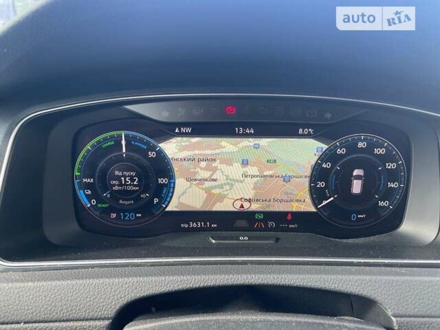 Черный Фольксваген e-Golf, объемом двигателя 0 л и пробегом 144 тыс. км за 13000 $, фото 13 на Automoto.ua