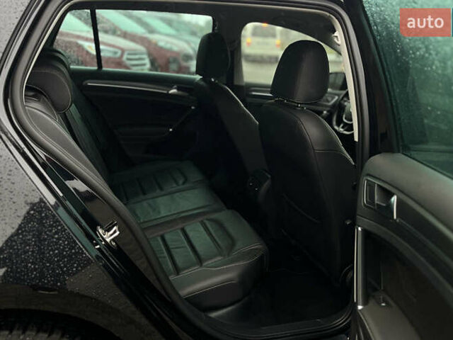 Черный Фольксваген e-Golf, объемом двигателя 0 л и пробегом 70 тыс. км за 16999 $, фото 20 на Automoto.ua