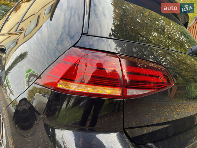 Черный Фольксваген e-Golf, объемом двигателя 0 л и пробегом 138 тыс. км за 13970 $, фото 19 на Automoto.ua