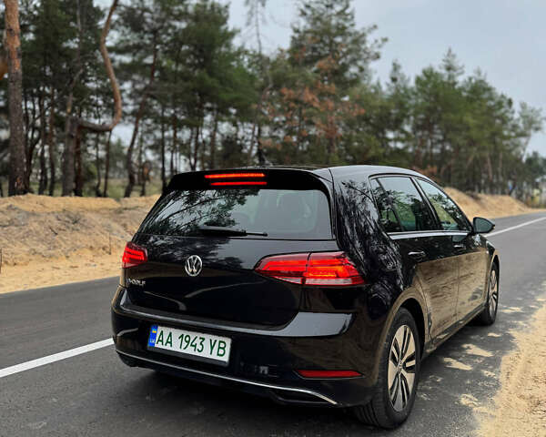 Черный Фольксваген e-Golf, объемом двигателя 0 л и пробегом 125 тыс. км за 15250 $, фото 4 на Automoto.ua