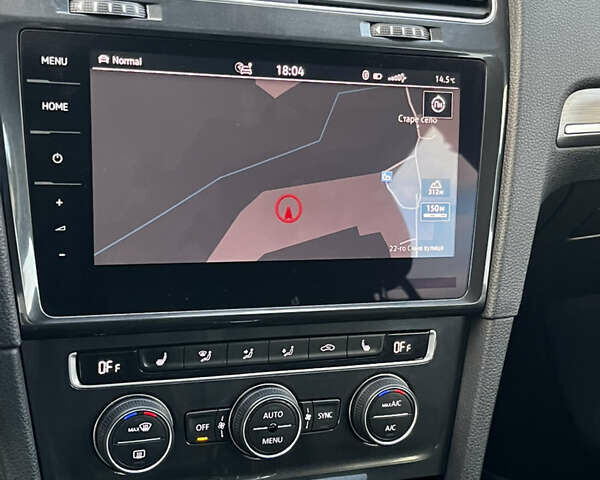 Черный Фольксваген e-Golf, объемом двигателя 0 л и пробегом 85 тыс. км за 13999 $, фото 39 на Automoto.ua