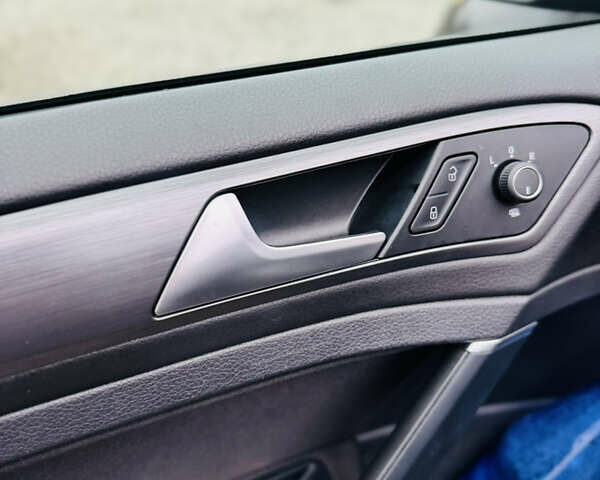 Чорний Фольксваген e-Golf, об'ємом двигуна 0 л та пробігом 139 тис. км за 14500 $, фото 19 на Automoto.ua