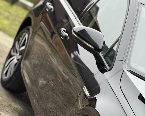 Черный Фольксваген e-Golf, объемом двигателя 0 л и пробегом 127 тыс. км за 14150 $, фото 6 на Automoto.ua