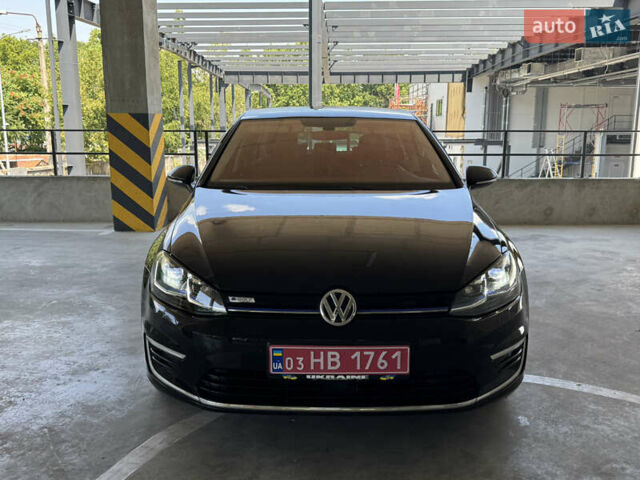 Черный Фольксваген e-Golf, объемом двигателя 0 л и пробегом 99 тыс. км за 13700 $, фото 17 на Automoto.ua