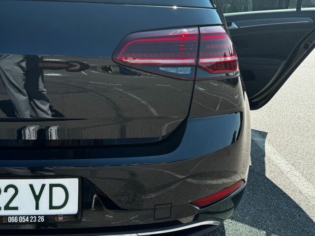 Чорний Фольксваген e-Golf, об'ємом двигуна 0 л та пробігом 69 тис. км за 15700 $, фото 14 на Automoto.ua