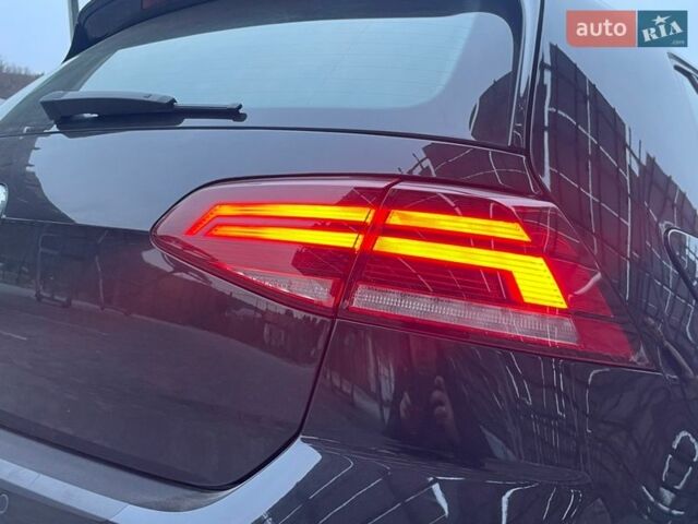 Черный Фольксваген e-Golf, объемом двигателя 0 л и пробегом 128 тыс. км за 12690 $, фото 18 на Automoto.ua