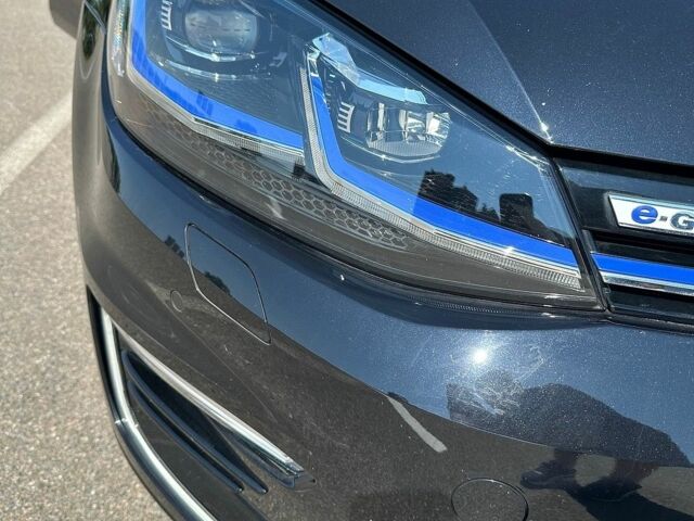 Чорний Фольксваген e-Golf, об'ємом двигуна 0 л та пробігом 69 тис. км за 15700 $, фото 10 на Automoto.ua