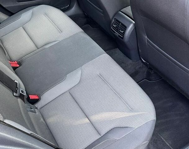 Черный Фольксваген e-Golf, объемом двигателя 0 л и пробегом 109 тыс. км за 14300 $, фото 20 на Automoto.ua