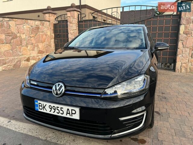 Чорний Фольксваген e-Golf, об'ємом двигуна 0 л та пробігом 82 тис. км за 13800 $, фото 2 на Automoto.ua