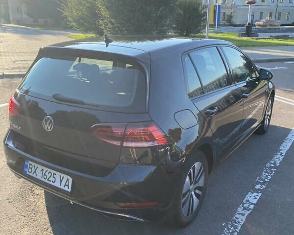 Черный Фольксваген e-Golf, объемом двигателя 0 л и пробегом 47 тыс. км за 14000 $, фото 4 на Automoto.ua