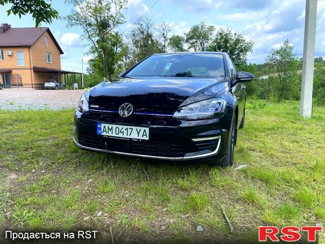 Чорний Фольксваген e-Golf, об'ємом двигуна 0 л та пробігом 62 тис. км за 15200 $, фото 1 на Automoto.ua