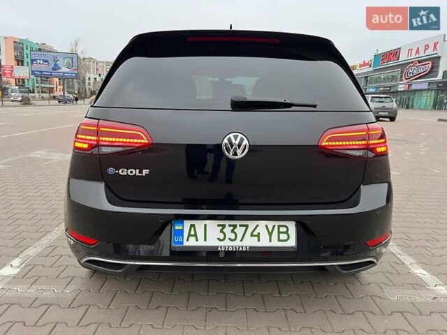 Черный Фольксваген e-Golf, объемом двигателя 0 л и пробегом 135 тыс. км за 14600 $, фото 4 на Automoto.ua