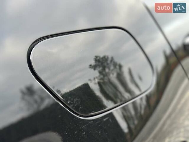 Черный Фольксваген e-Golf, объемом двигателя 0 л и пробегом 64 тыс. км за 16000 $, фото 27 на Automoto.ua